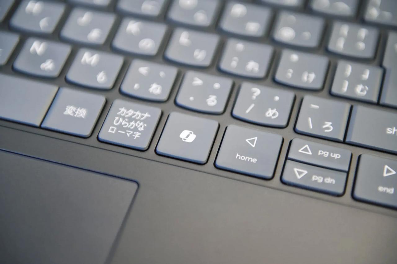 キーボードに「Copilotキー」が備わっており、マイクロソフトの生成AI「Copilot」機能を簡単に呼び出せる