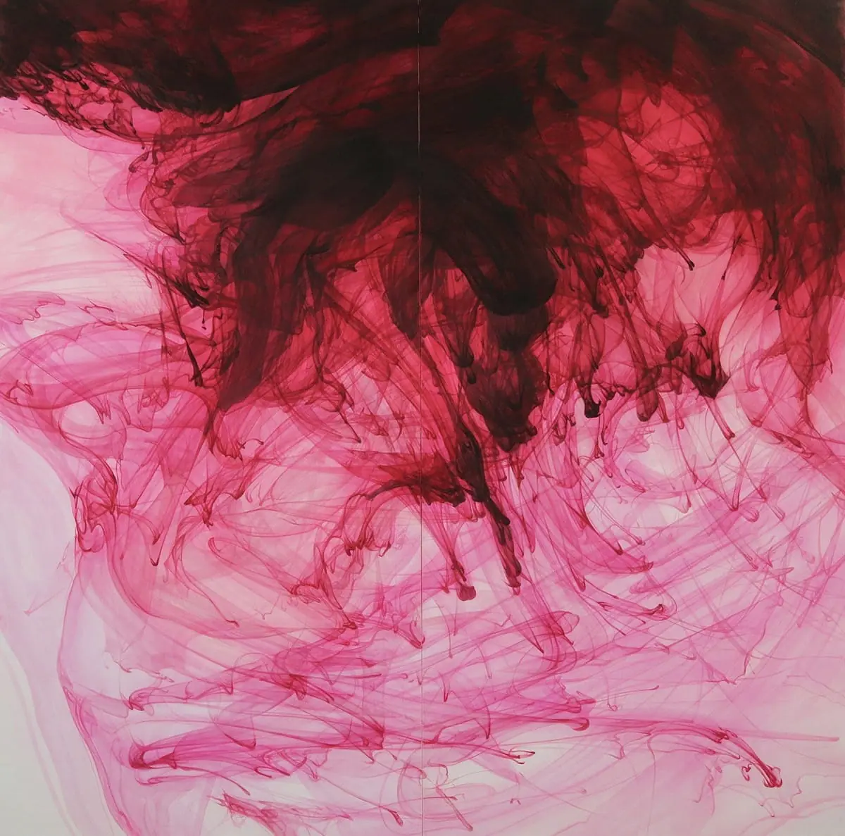 『形象46-「嵐」』 910×910㎜/絹本、岩絵の具、水干、膠、胡粉/2025