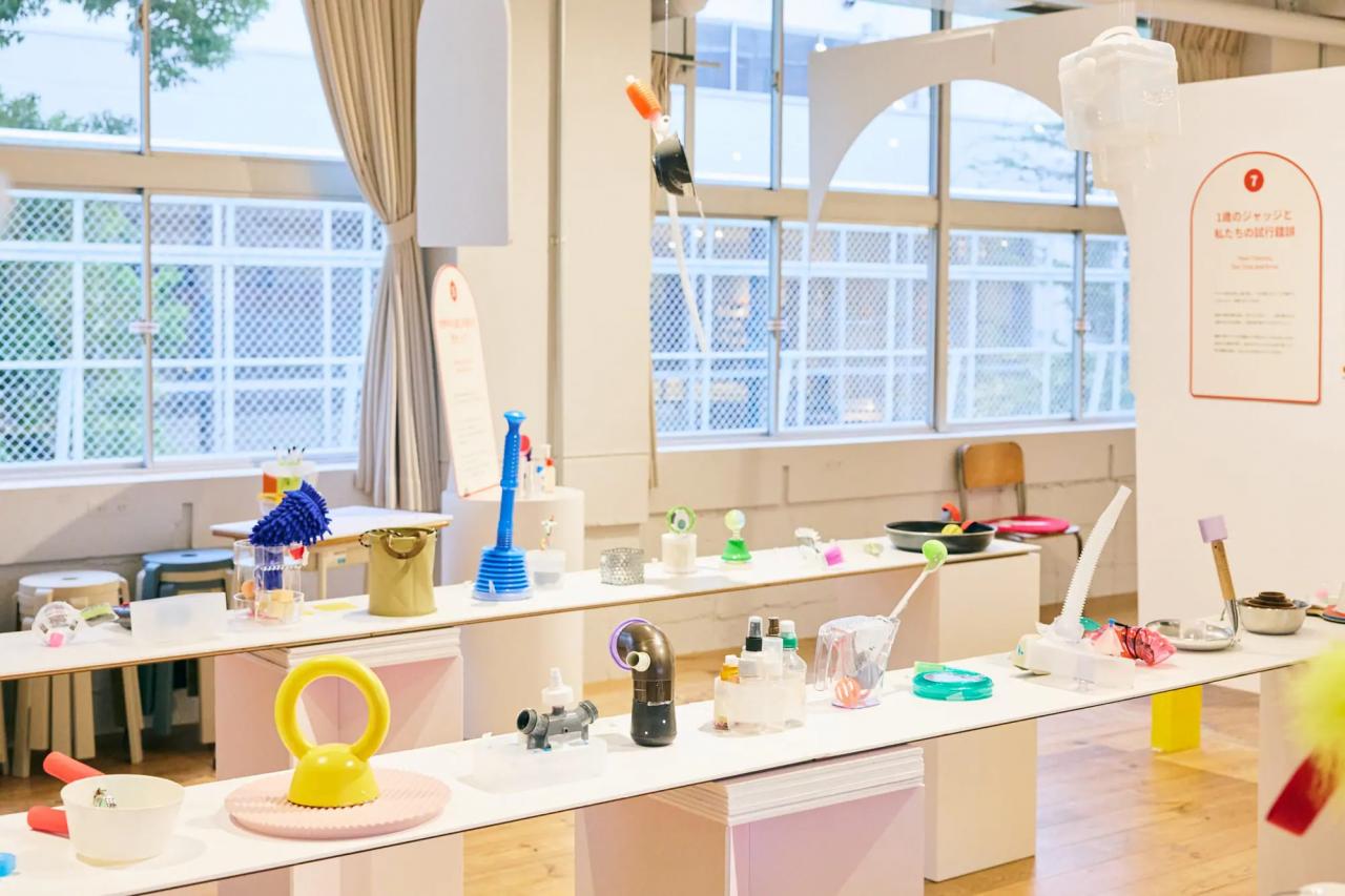 さまざまな試作品が並ぶライブラリー2