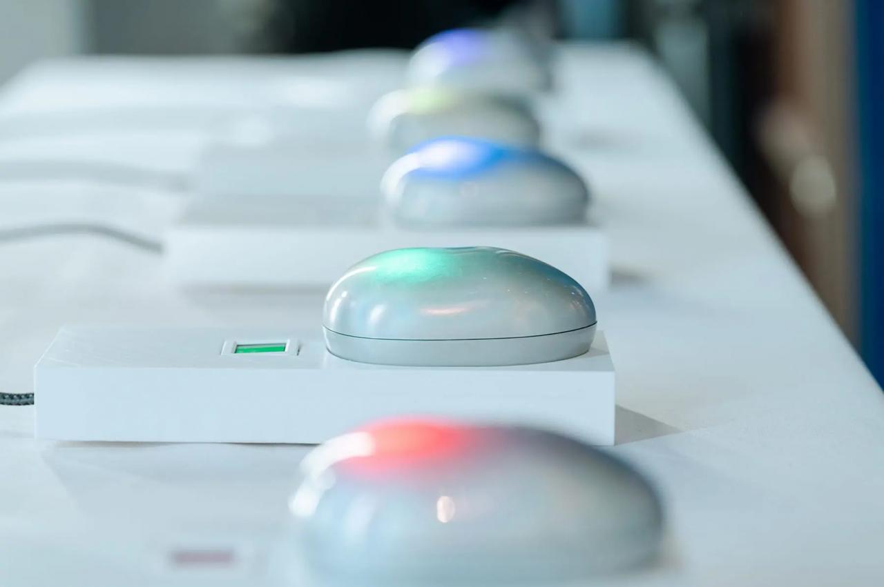 『ユニバーサルハプティクスデバイス_echorb_』 株式会社ミライセンス