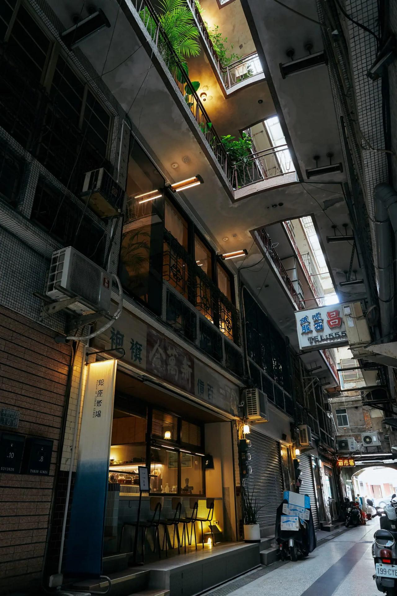 商店街の様子 写真提供:銀座聚場